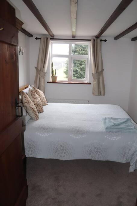 Garn Lodge Newtown  Ngoại thất bức ảnh